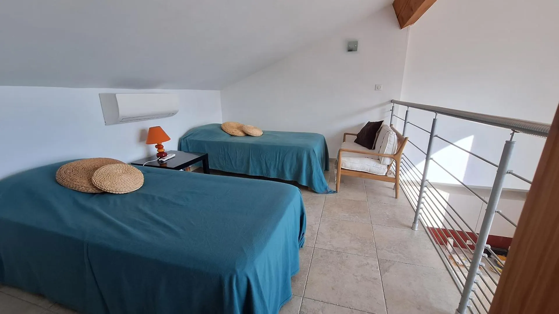 Apartment Cassis, Le Grand Bleu, Triplex Vue Mer, Port Plage 10Mn A Pieds France